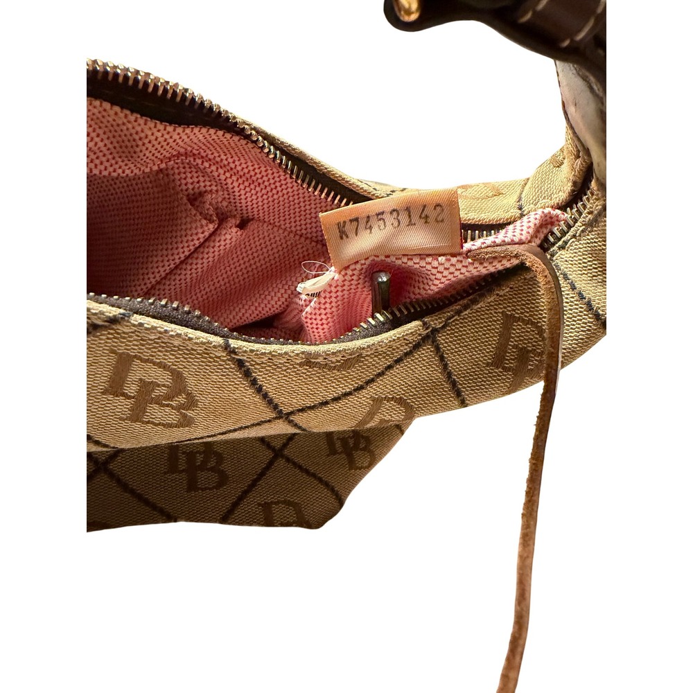 Flawed Gem! Dooney & Bourke Monogram Canvas Hobo Shoulder Bag Classic K7453142 - Picture 4 of 11